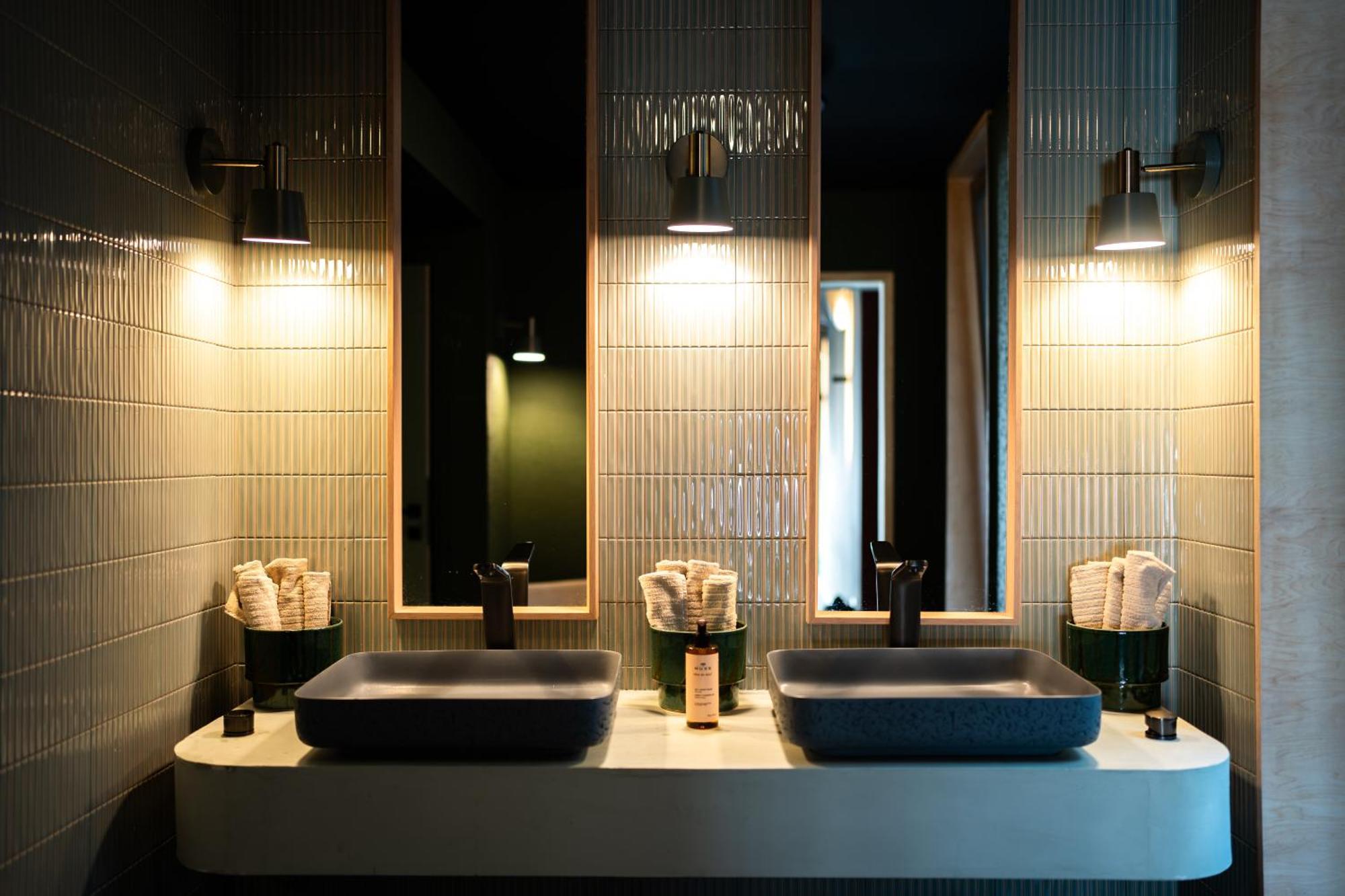 Hotel L'Olivier Mons Esterno foto