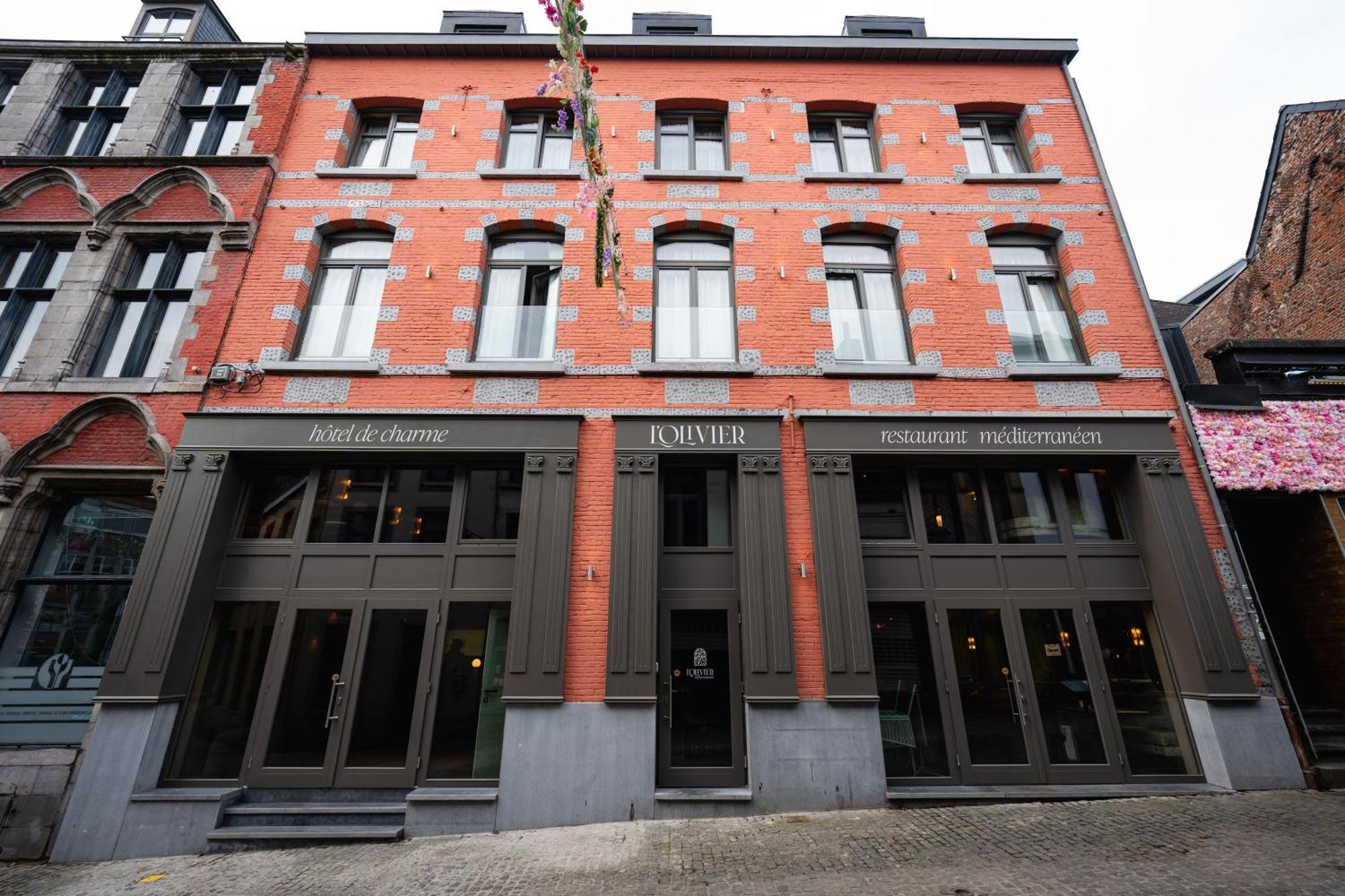 Hotel L'Olivier Mons Esterno foto